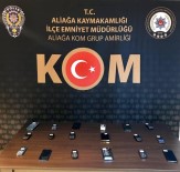 KAÇAK CEP TELEFONU - İzmir'de Tütün Ve Kaçak Cep Telefonu Operasyonu