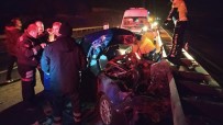 KıRıM - Kamyona Arkadan Çarpan Otomobil Bariyerlere Savruldu Açıklaması 1 Ölü