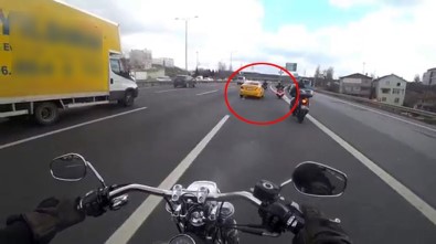 Motosiklet Sürücülerinin Ölümden Döndükleri Anlar Kamerada