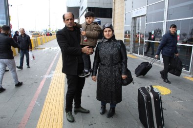 Yardım İçin 2 Milyon 500 Bin Lira Toplandı, Küçük Ahmet Tedavi İçin Ankara'ya Gitti