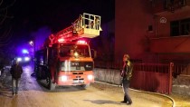 Karabük'te Yangında Dumandan Etkilenen Anne İle Çocuğu Hastaneye Kaldırıldı