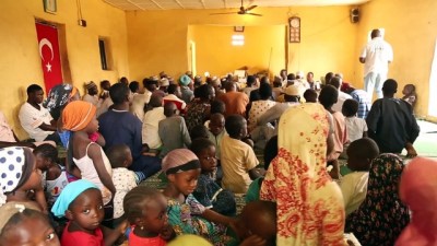 Nijeryalı Müslümanlar İdlib Şehitleri İçin Kur'an-I Kerim Okudu Ve Dua Etti