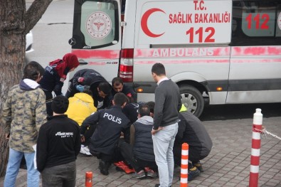 Bayrampaşa'da Alacak Verecek Davasında Kan Aktı Açıklaması 3 Yaralı