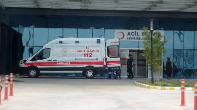 Çanakkale'de 46 Öğrenci Hastanelik Oldu