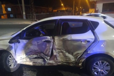 Diyarbakır'da Trafik Kazası Açıklaması 1'İ Ağır 8 Yaralı