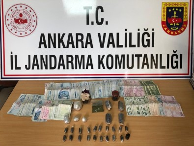 Jandarma Ekipleri Ankara'da Uyuşturucu Madde Yakaladı