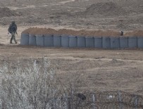 BIBER GAZı - Yunanistan hudut birlikleri sınır hattına siper kazıyor