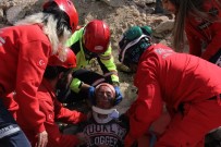 Mersin'deki Deprem Tatbikatı Nefes Kesti