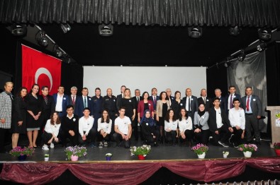 Kemer'de Mehmet Akif Ersoy'u Anma Programı Düzenlendi