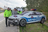 Yerli Otomobilin Maket Polis Arabası Yapıldı Haberi
