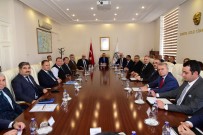 Manisa'da Koronavirüse Karşı Alınan Tedbirler Görüşüldü