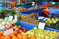 (Özel) Motosikletle Gelip Hindistan Cevizi Ve Ananası Böyle Çaldılar