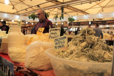 Erzurum'un Küflü Peyniri Korona Virüse Meydan Okuyor
