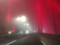 İstanbul'da Sis Görüş Mesafesini 50 Metreye Düşürdü