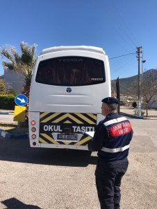 İzmir'de Huzur Ve Güven Operasyonu Açıklaması 35 Şahıs Yakalandı