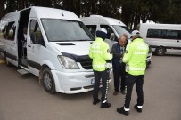 Okul Çevrelerinde 2 Bin 885 Kişi Sorgulandı, 7 Aranan Şahıs Yakalandı