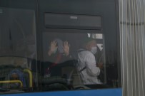 ANKARA ÜNIVERSITESI - Umre yolcuları karantina yurtlarına götürülüyor