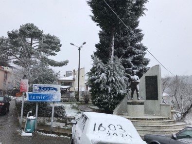 İzmir'e Mart Ayında Kar Sürprizi