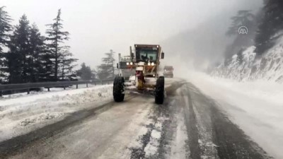 Antalya-Konya Kara Yolunda Ulaşıma Kar Engeli