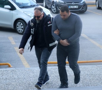 Bolu'da, Esrarla Yakalanan Şüpheli Adliyeye Sevk Edildi