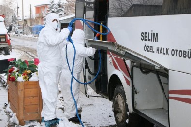 Selim'de Tolu Taşıma Araçları Dezenfekte Ediliyor