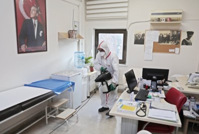 Akhisar Belediyesi, Virüslere Geçit Vermiyor