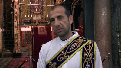 Diyarbakır Ve Mardin'deki Kiliselerde Koronavirüs Önlemleri