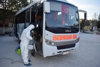 İscehisar Belediyesi Toplu Taşıma Araçlarını Dezenfekte Etti Haberi