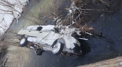 Kayıp Şahıs Dere Yatağına Uçan Otomobilinde Ölü Bulundu