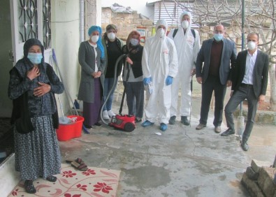 Araban'da 'Virüse Karşı Yaşlılarımızın Yanındayız' Projesi