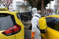 ADALET SARAYI - Çorum'da Belediye Ekipleri Ticari Taksileri Dezenfekte Ediyor