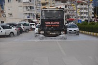 Finike'de Bulvar Ve Ana Caddeler Temizlendi Haberi