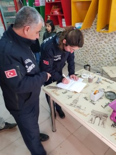Kızıltepe'de Korona Virüs Tedbirlerine Uymayan 3 İş Yerine Ceza Kesildi