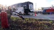 İSMAIL KARA - Manisa'da Yolcu Otobüsündeki Yangın Paniğe Neden Oldu