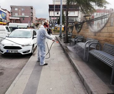 Dilovası'nda Dezenfekte Çalışmaları Aralıksız Sürüyor