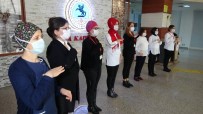 İŞİTME ENGELLİ - Hastane Personelinden İşaret Diliyle 'Evde Kal' Çağrısı