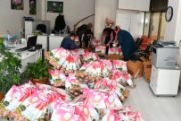 ISPARTA BELEDİYESİ - Isparta Belediyesi'nden Karantinadaki Umrecilere Hediye Seti