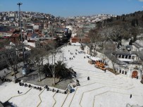 EYÜP SULTAN - İstanbul'un Tarihi Camileri Boş Kaldı