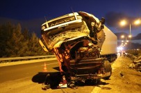 İZMIR ADLI TıP KURUMU - İzmir'de Feci Kaza Açıklaması 1 Ölü, 1 Yaralı