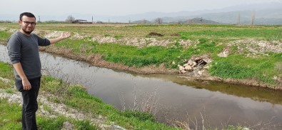 Ödemiş'te Bir Mahalle Atık Sulara Tepki Gösterdi, Yardım İstedi