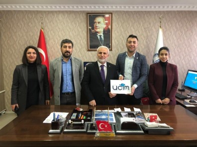 UCİM'den Ağrı İl Müftüsü Topçu'ya Ziyaret