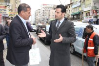 MURAT BEŞİKCİ - Yenişehir Kaymakamı Beşikci Vatandaşlara 'Korona Paketi' Dağıttı