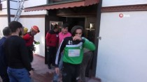 YAŞLI KADIN - Bolu'da Yangın Çıkan Apartmanda Mahsur Kalan 3 Kişiyi İtfaiye Kurtardı