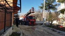 Burdur'da Çatı Yangını Hasara Yol Açtı Haberi