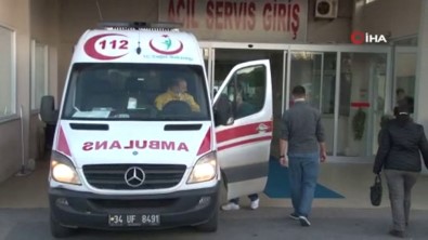 Hastanenin Karantina Servisine Alınmayan Şahıs Dehşet Saçtı Açıklaması 2 Yaralı