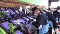 İSLAMOĞLU - Kastamonu'da 65 Yaş Üstü Vatandaşların Alışverişini Zabıtalar Yapıyor