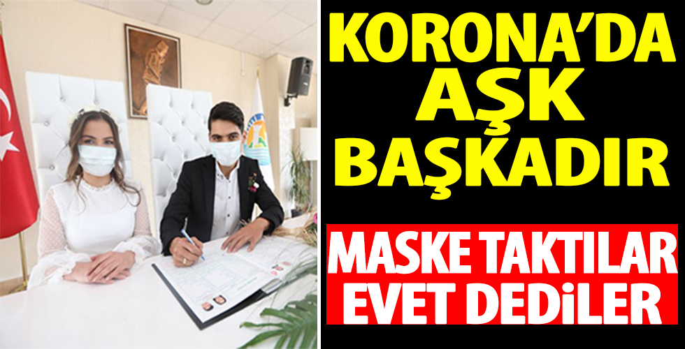 Koronavirüs engel olamadı! Çiftler maske altında ‘evet’ dedi