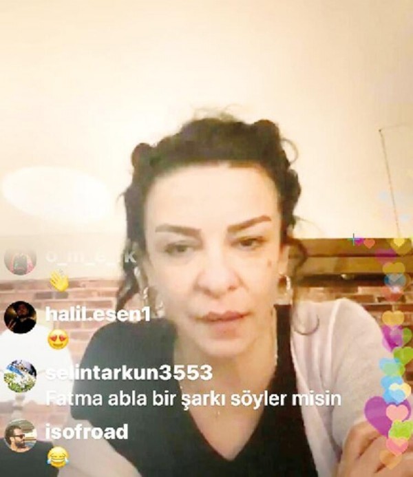 Ünlü isimlerden ev konserleri