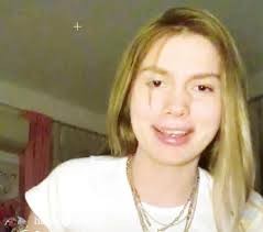 Ünlü isimlerden ev konserleri