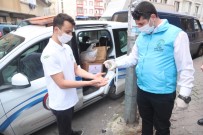 Evinden Çıkamayan Yaşlı Vatandaşların İhtiyaçları Karşılanıyor